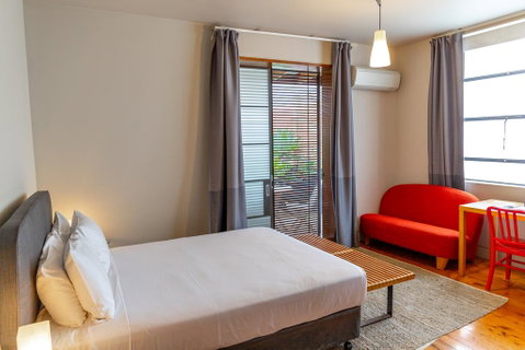 Dive Hotel - Accommodation Sunshine Coast 1