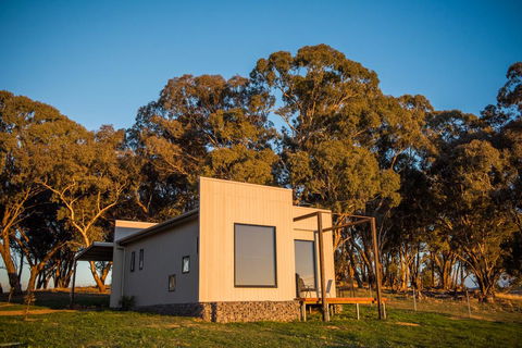 Dragonfly Cottages - Accommodation Sunshine Coast 0