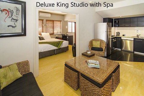 Dunsborough Bay Village Resort Apartments - Accommodation Sunshine Coast 0