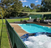 Early Settlers Motel Tocumwal - Accommodation Sunshine Coast