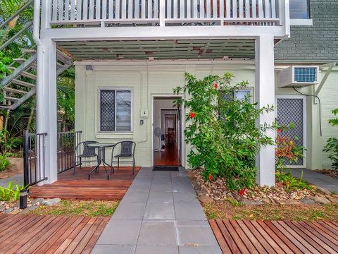 Easy Going Holiday Unit On McKenzie MK4 - Accommodation Sunshine Coast 2