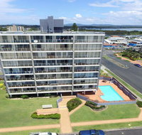 Ebbtide 2 - On Main Beach - Accommodation Sunshine Coast