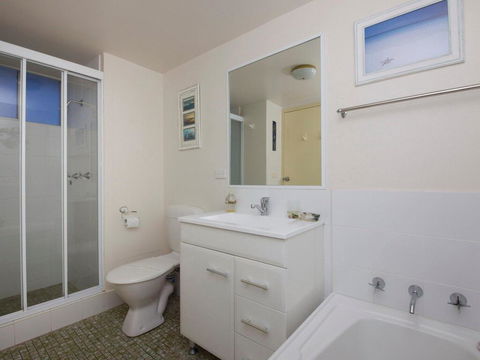 Ebbtide 20 - Accommodation Sunshine Coast 1