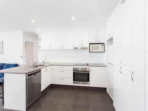 Ebbtide 22 - Accommodation Sunshine Coast 2