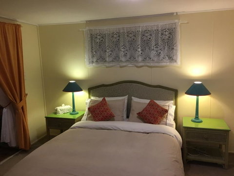 English Gardens - Forest Spa Suite - Accommodation Sunshine Coast 2
