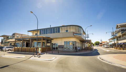 Esplanade Hotel Adelaide - Accommodation Sunshine Coast 0