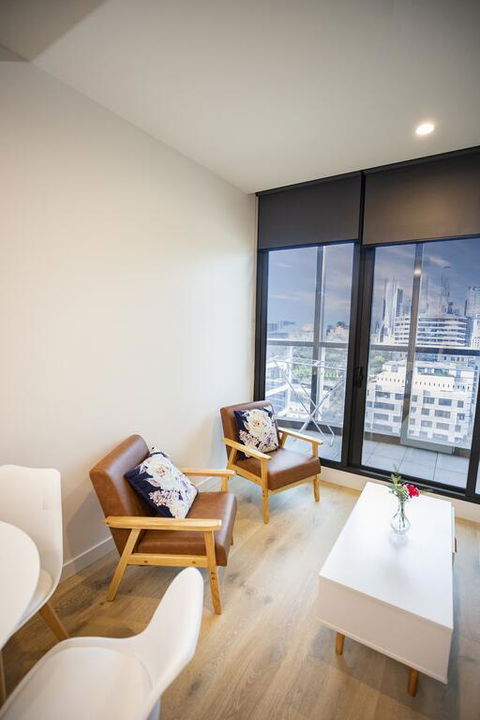 Everhome Melbourne Village 2109 - Accommodation Sunshine Coast 3