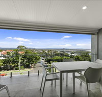 Exquisite Penthouse with views to Laguna Bay - Unit 3 Taralla 18 Edgar Bennett Avenue - Accommodation Sunshine Coast