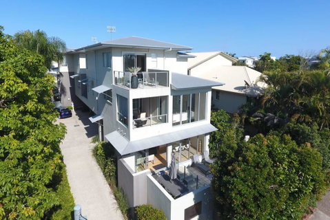 Fabulous 3 Bedroom Noosa Townhouse - Accommodation Sunshine Coast 0