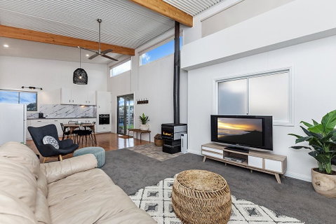 Farnham Lodge - Accommodation Sunshine Coast 0
