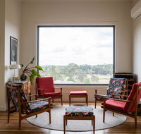 Five Bed Five Bath Five Star View - 2 Mins to CBD - Wentworth Estate - Accommodation Sunshine Coast