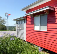 Flame Hill Vineyard - Accommodation Sunshine Coast