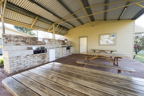 Fossickers Tourist Park - Accommodation Sunshine Coast 0