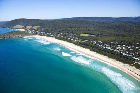 FRANGIPANI BEACH HOUSE - PET FRIENDLY 22 Belbourie Cres Boomerang Beach - Accommodation Sunshine Coast 1