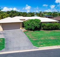 Frangipani Hideaway - Accommodation Sunshine Coast