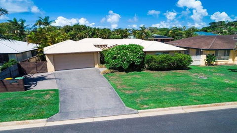Frangipani Hideaway - Accommodation Sunshine Coast 0
