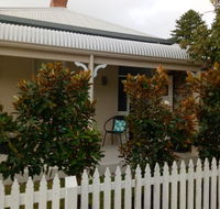FUNKY COTTAGE - Accommodation Sunshine Coast