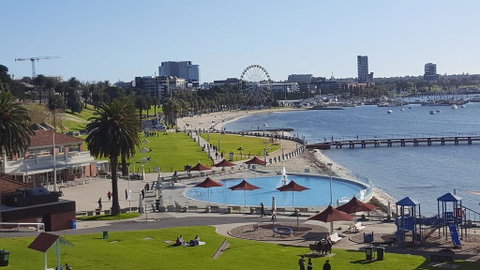 Gateway To The Surf Coast And Geelong - Accommodation Sunshine Coast 1