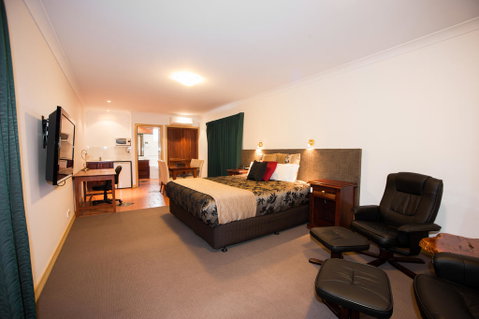 Georgian Motor Lodge - Accommodation Sunshine Coast 3