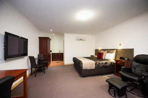 Georgian Motor Lodge - Accommodation Sunshine Coast 2