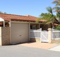 Geraldton Luxury Retreat 2 - Accommodation Sunshine Coast