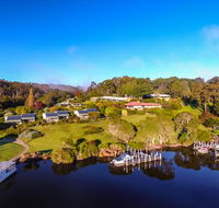 Gipsy Point Lakeside - Accommodation Sunshine Coast