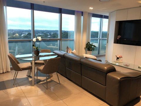 Glasshouse Apartment - At Parramatta - Accommodation Sunshine Coast 0