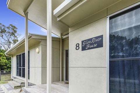 Glen River House - Accommodation Sunshine Coast 1