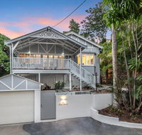 Gorgeous home 3 mins to Strand - Accommodation Sunshine Coast