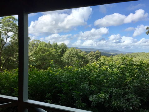 Grand View Holiday Home - Accommodation Sunshine Coast 1