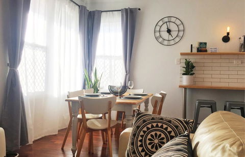 Great Comfort & Style In Central Location - Accommodation Sunshine Coast 2
