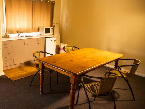 Great Western Travel Village - Accommodation Sunshine Coast 3