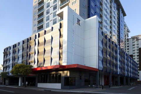 H On Mitchell Apartment Hotel - Accommodation Sunshine Coast 0