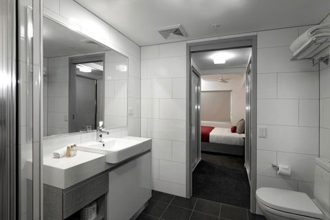 H On Mitchell Apartment Hotel - Accommodation Sunshine Coast 2