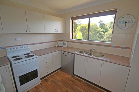 Hawaiian Gardens - Unit 3 - Accommodation Sunshine Coast 1