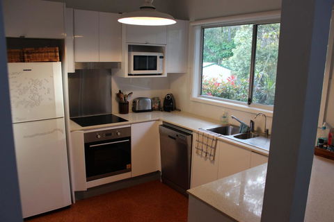 Hidden Oasis Pet Friendly In Anna Bay - Accommodation Sunshine Coast 3