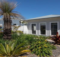 Hideaway at Culburra - guest house with plunge pool - Accommodation Sunshine Coast