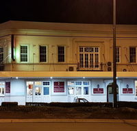 Highlands Hotel - Accommodation Sunshine Coast