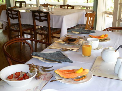 Hillside Country Retreat - Accommodation Sunshine Coast 1