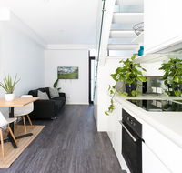 Hip one-bedroom house in inner Sydney - Accommodation Sunshine Coast