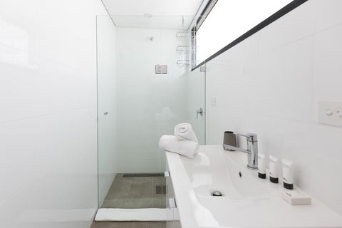 Hip One-bedroom House In Inner Sydney - Accommodation Sunshine Coast 2