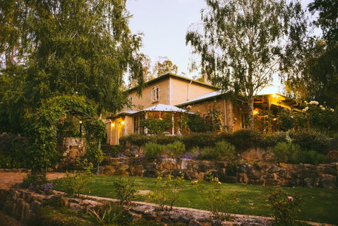 Holberry House - Accommodation Sunshine Coast 0