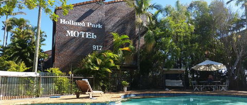Holland Park Motel - Accommodation Sunshine Coast 1