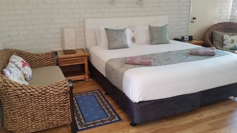 Holland Park Motel - Accommodation Sunshine Coast 0