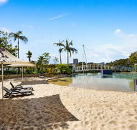 Homebush Bay Self-Contained Modern Two-Bedroom Apartments BEN - Accommodation Sunshine Coast