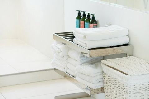 HomeHotel New And Comfort 3 Bedrooms Security Apt - Accommodation Sunshine Coast 1