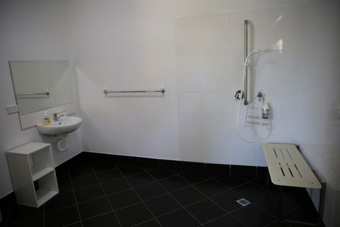 Honeybee - Country Accommodation - Accommodation Sunshine Coast 2