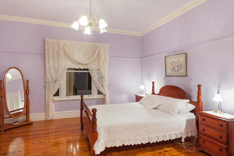 Hopkins River Homestead - Fireplace, Linen, WiFi, 4 Bdrm - Accommodation Sunshine Coast 2