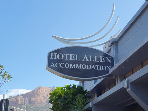 Hotel Allen - Accommodation Sunshine Coast 0