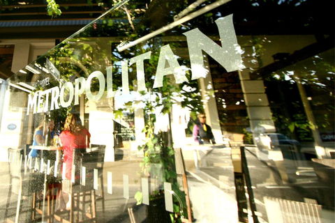 Hotel Metropolitan - Accommodation Sunshine Coast 0